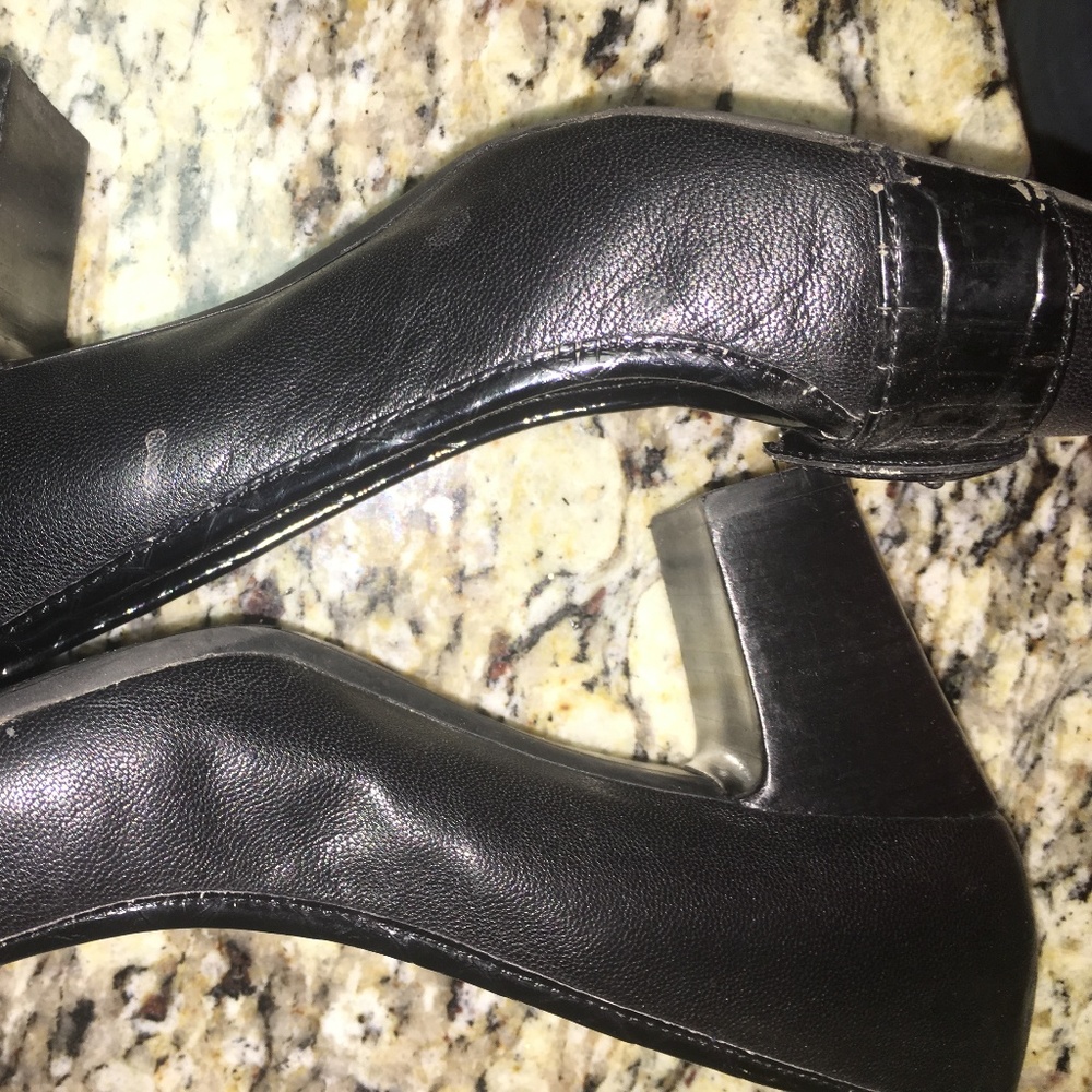 Black Bandolino MJ pumps US6